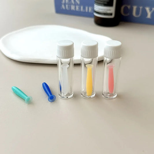 Silicone Contact Lenses stick